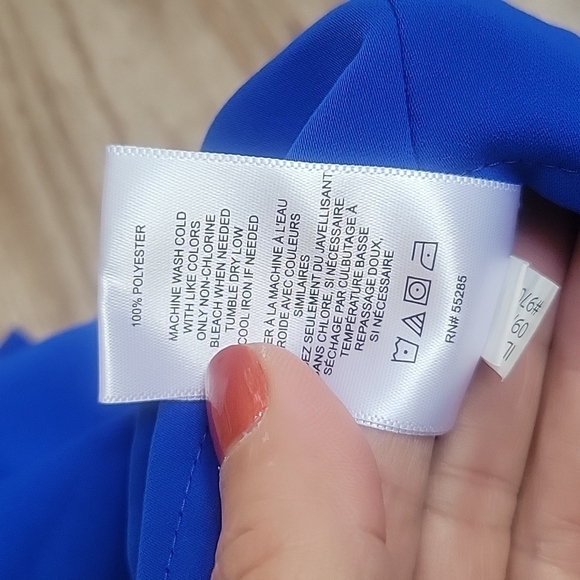 Express Blue Top with Pocket Size XSmall - Picture 5 of 6